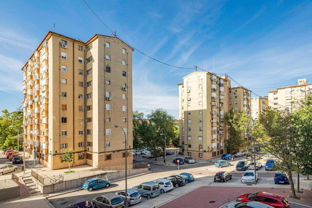 Ferienwohnung Precioso Apartamento Familiar En Area Residencial Madrid Exterior foto